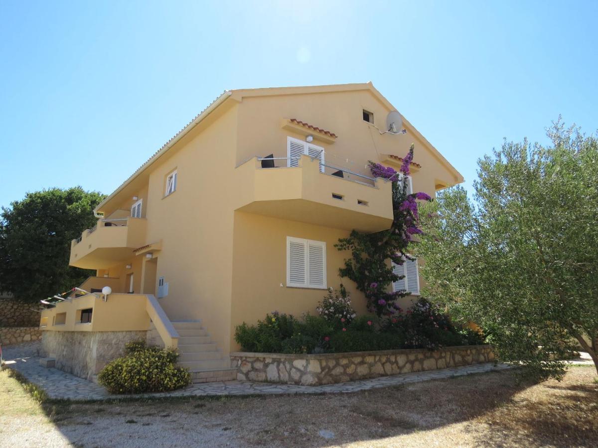 Apartments Edo Novalja Exterior photo